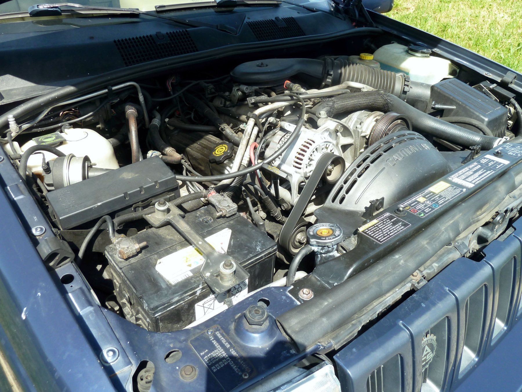 Jeep Autos: JEEP Grand Cherokee 5.2 V8 – D'occasion à Salmsach par my-fair-lady 7